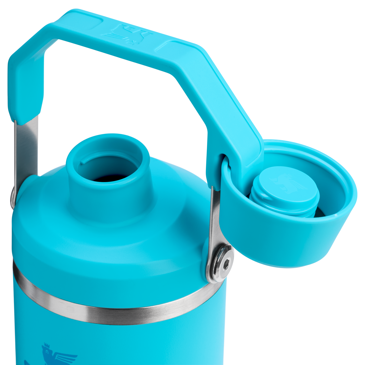 The IceFlow™ Tumbler with Fast Flow Lid